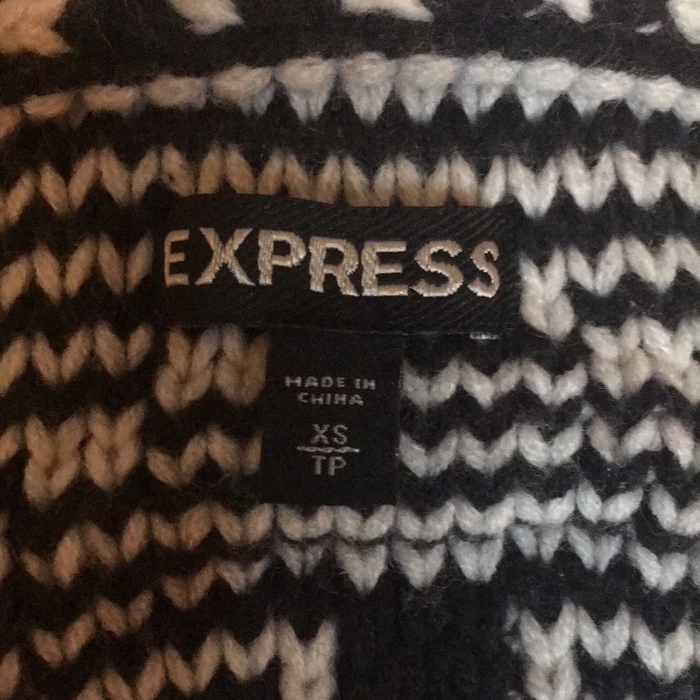 Express Cardigan - Picture 6 of 8